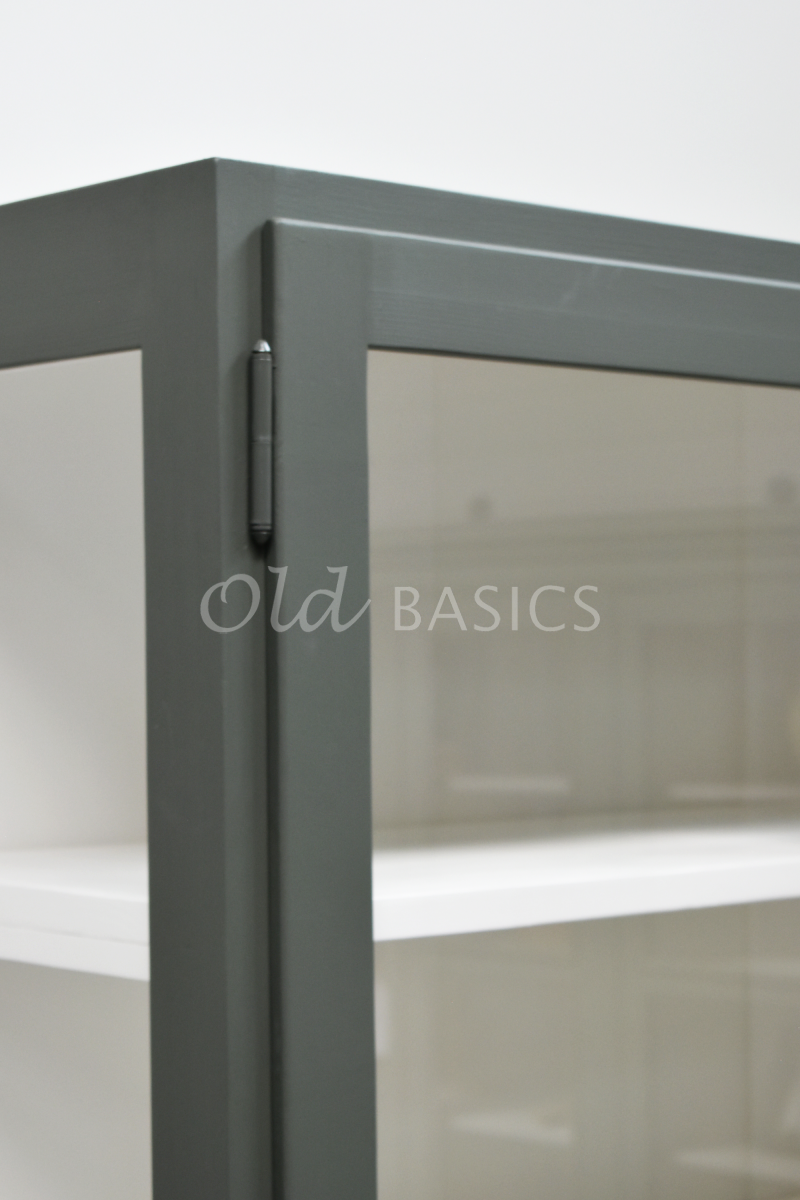 Detail van Vitrinekast Jeanette, 3 deuren, RAL7009, groen, grijs, materiaal hout